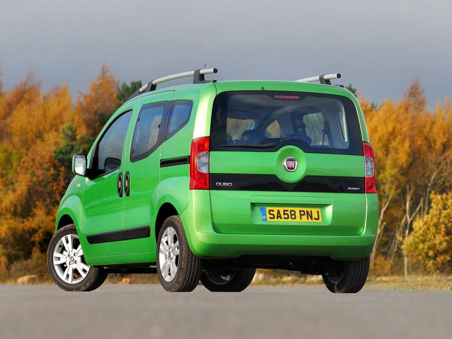  Fiat Qubo 2009 года  (UK) (фото 9 из 16)